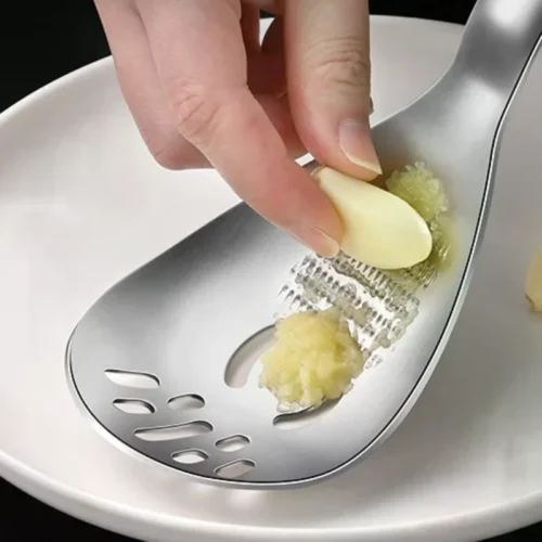 Multifunctional Stainless Steel Kitchen Utensil For Cooking Garlic Ginger Vegetable Grater Grinder Spoon Kitchen Supplies