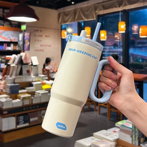 JUSTINLAU 1 Piece Stainless Steel Insulated Cup Car  Insulated Straw Cup 750ml with Handle  Stylish Outdoor Insulated Coffee Cup