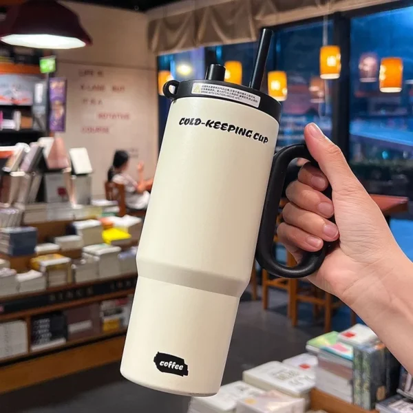 JUSTINLAU 1 Piece Stainless Steel Insulated Cup Car  Insulated Straw Cup 750ml with Handle  Stylish Outdoor Insulated Coffee Cup